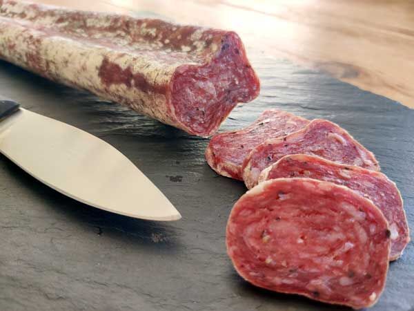 Bauernwurst oder trockene Longanisse