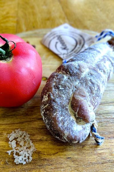 Dry sausage with Dried Tomatoes